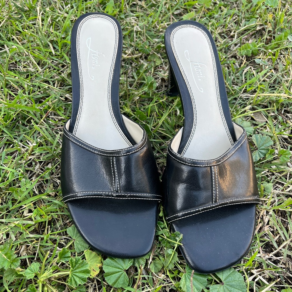 Fioni kitten heels